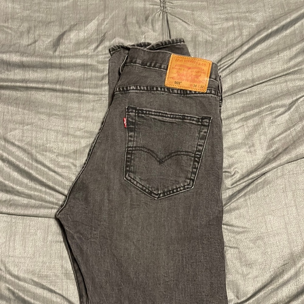 Levi jeans
